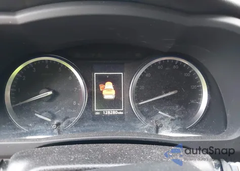 2017 Toyota Highlander Xle from USA, damaged, VIN 5TDJZRFH9HS478695